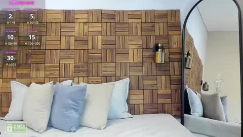 Sara online show from 12-22-25, 10:12