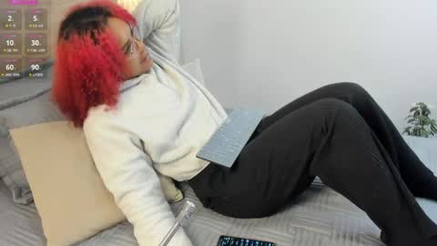 Sara online show from 06-05-26, 09:59