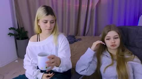 Rina online show from 12-16-25, 04:56