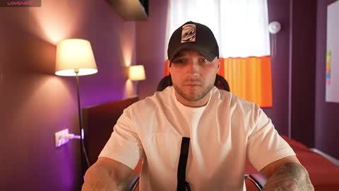 Snapshot of rikadler chatting on 04-10-26, 08:19 rikadler online show from 04-10-26, 08:19