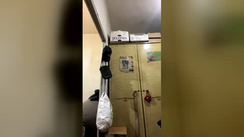 Snapshot of rikardo9996 chatting on 04-07-26, 12:33 rikardo9996 online show from 04-07-26, 12:33