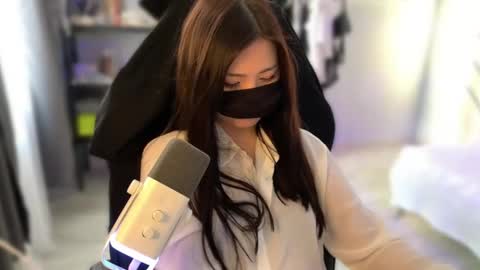 Snapshot of rin_n1ght chatting on 05-18-26, 02:01 rin_n1ght online show from 05-18-26, 02:01