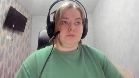 rina16 online show from 02-11-26, 03:39