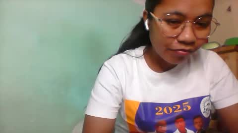 rinah856024 online show from 05-19-26, 04:24