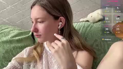 Mary online show from 08-06-26, 11:01