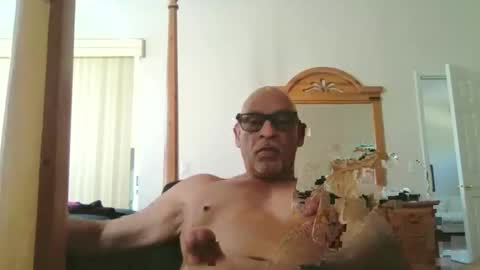 Snapshot of rionel chatting on 02-07-26, 04:11 RioNel online show from 02-07-26, 04:11