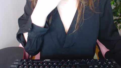 Snapshot of ripe_cherries chatting on 09-20-25, 08:10 Ripe cherries online show from 09-20-25, 08:10
