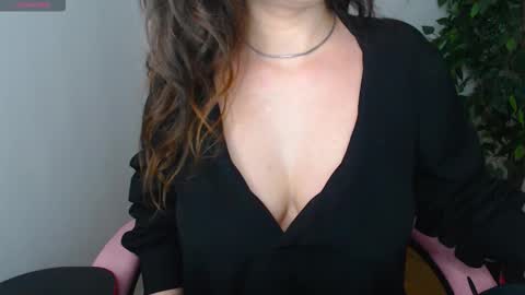 Snapshot of ripe_cherries chatting on 09-22-25, 08:22 Ripe cherries online show from 09-22-25, 08:22