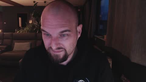 Snapshot of ripp3r chatting on 12-07-24, 04:03 Jack online show from 12-07-24, 04:03