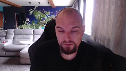 Snapshot of ripp3r chatting on 12-16-24, 12:49 Jack online show from 12-16-24, 12:49