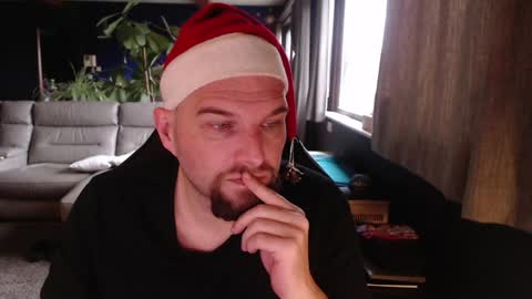 Snapshot of ripp3r chatting on 12-24-24, 02:33 Jack online show from 12-24-24, 02:33