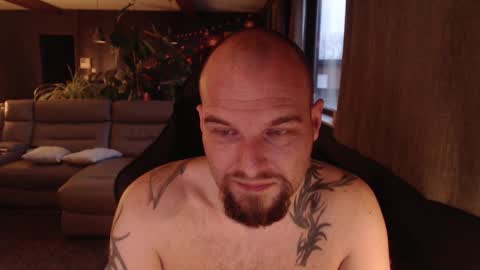 Snapshot of ripp3r chatting on 12-30-24, 03:46 Jack online show from 12-30-24, 03:46