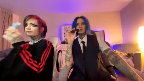   DianaBrite            fansl y online show from 12-21-24, 01:10