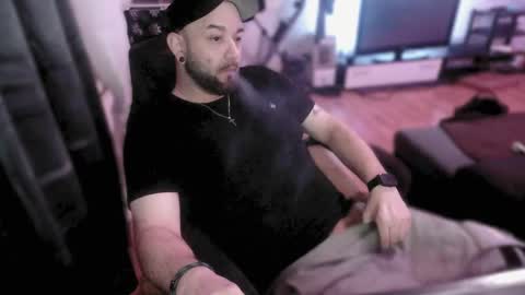 Snapshot of riptid3_ chatting on 02-21-25, 06:48 Ask Me online show from 02-21-25, 06:48