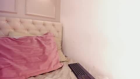 Riri Candy online show from 02-19-25, 09:39