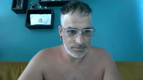 Snapshot of risa248_ chatting on 06-25-26, 10:53 risa248_ online show from 06-25-26, 10:53