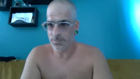 Snapshot of risa248_ chatting on 07-21-26, 11:01 risa248_ online show from 07-21-26, 11:01