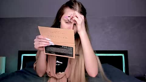 Rita online show from 03-03-25, 01:09