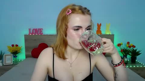 Snapshot of ritakiskis chatting on 03-08-25, 08:22 ritakiskis online show from 03-08-25, 08:22