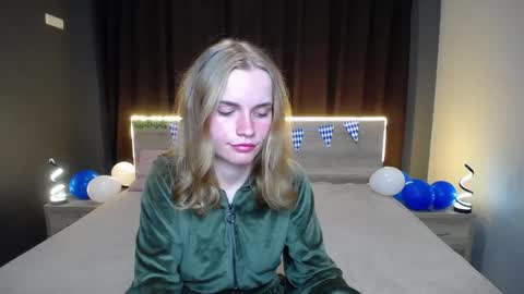 Snapshot of ritakiskis chatting on 09-22-25, 07:49 ritakiskis online show from 09-22-25, 07:49