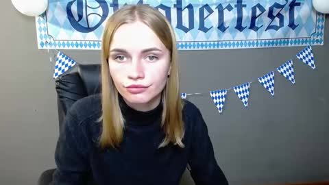 Snapshot of ritakiskis chatting on 09-28-25, 07:19 ritakiskis online show from 09-28-25, 07:19