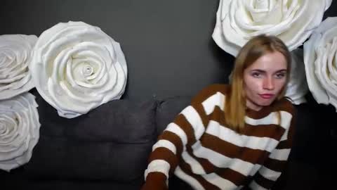 Snapshot of ritakiskis chatting on 10-10-25, 07:02 ritakiskis online show from 10-10-25, 07:02