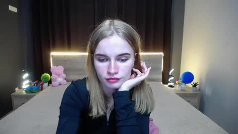 Snapshot of ritakiskis chatting on 10-13-25, 07:03 ritakiskis online show from 10-13-25, 07:03