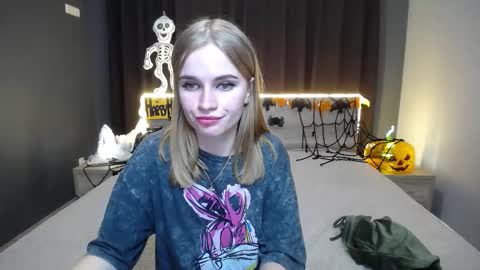 Snapshot of ritakiskis chatting on 10-16-25, 07:26 ritakiskis online show from 10-16-25, 07:26