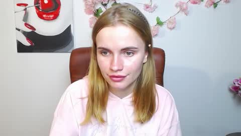 Snapshot of ritakiskis chatting on 11-11-25, 08:42 ritakiskis online show from 11-11-25, 08:42