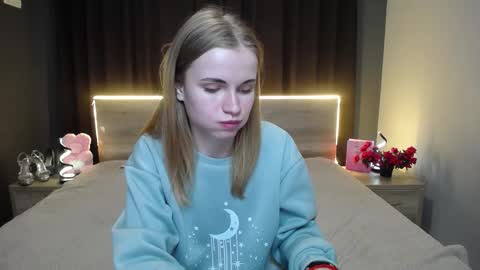 Snapshot of ritakiskis chatting on 02-06-26, 08:23 ritakiskis online show from 02-06-26, 08:23