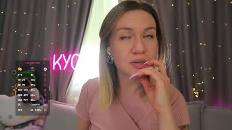 Rita online show from 04-28-26, 02:38