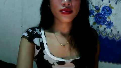 Snapshot of riyu77 chatting on 10-31-25, 11:06 riyu77 online show from 10-31-25, 11:06