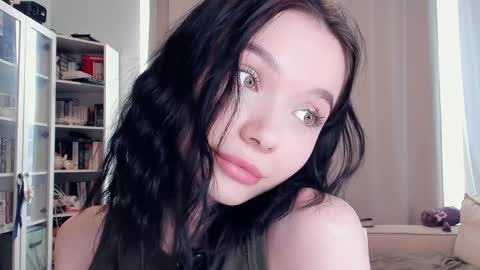 Snapshot of rizz_ky chatting on 02-04-26, 09:37 Rina online show from 02-04-26, 09:37