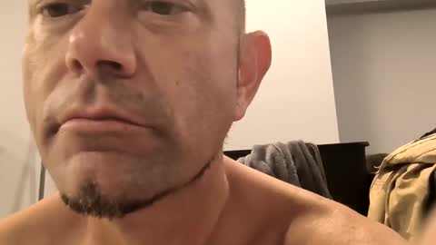 Snapshot of rjwabbit chatting on 12-09-24, 01:07 Tom online show from 12-09-24, 01:07