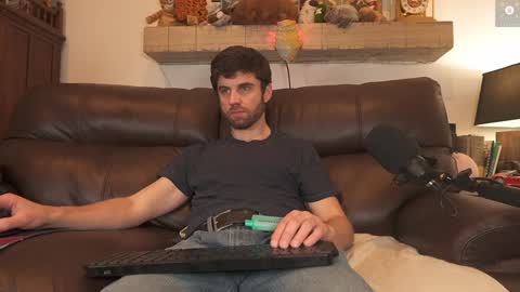 Ryan aka KeylimeRy online show from 01-13-25, 09:19