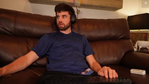 Ryan aka KeylimeRy online show from 09-15-25, 06:13