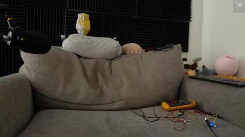 Snapshot of rndmzd chatting on 12-14-25, 09:19 Ryan aka KeylimeRy online show from 12-14-25, 09:19