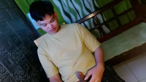 Snapshot of rnl_cum chatting on 12-14-24, 11:01 RICH MY GOAL online show from 12-14-24, 11:01