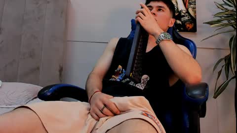 Roan Birkin online show from 06-08-26, 01:28
