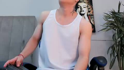 Roan Birkin online show from 07-09-26, 08:02