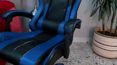 Roan Birkin online show from 07-12-26, 07:16