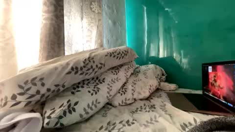 roarmance1 online show from 10-27-25, 03:27