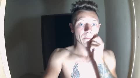 Snapshot of roastingcorn chatting on 10-17-25, 07:00 RoastingCorn online show from 10-17-25, 07:00