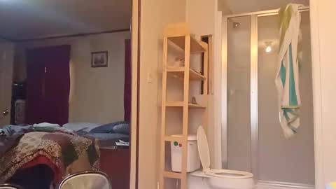 Snapshot of rob459470 chatting on 09-14-25, 05:23 rob459470 online show from 09-14-25, 05:23