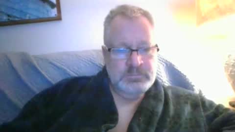 rob872217 online show from 12-20-24, 10:05