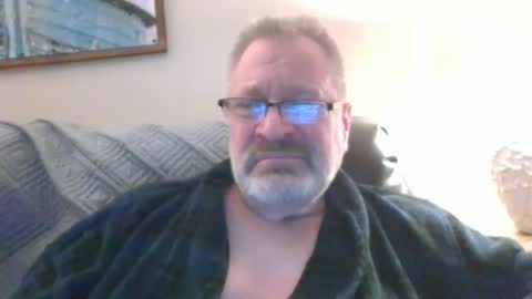 rob872217 online show from 12-23-24, 04:44