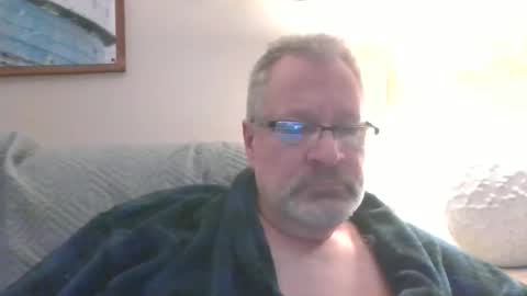 rob872217 online show from 12-27-24, 12:01