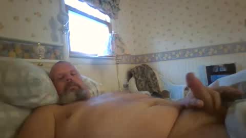 Snapshot of rob9271963 chatting on 11-29-25, 12:19 Rob online show from 11-29-25, 12:19