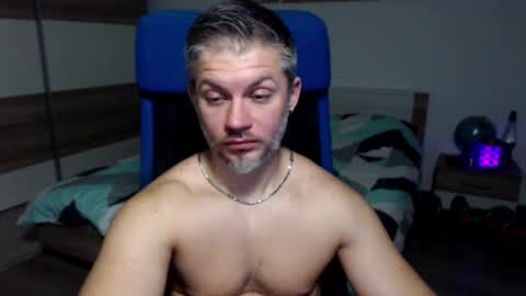 Snapshot of robbyshawz chatting on 12-03-24, 11:44 robbyshawz online show from 12-03-24, 11:44