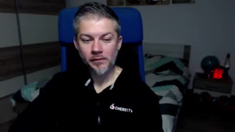 Snapshot of robbyshawz chatting on 12-06-24, 08:59 robbyshawz online show from 12-06-24, 08:59